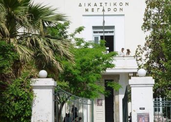 Γονείς εναντίον του γιου τους στα δικαστήρια – Τους κάνει τη ζωή κόλαση