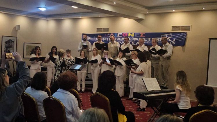 Η «Voci intonate» της Δημοτικής Χορωδίας Τρικάλων σε φεστιβάλ χορωδιών στη λίμνη Πλαστήρα