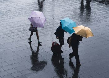 Καιρός: Προ των πυλών έντονη κακοκαιρία – Προειδοποίηση Μαρουσάκη για επικίνδυνα φαινόμενα