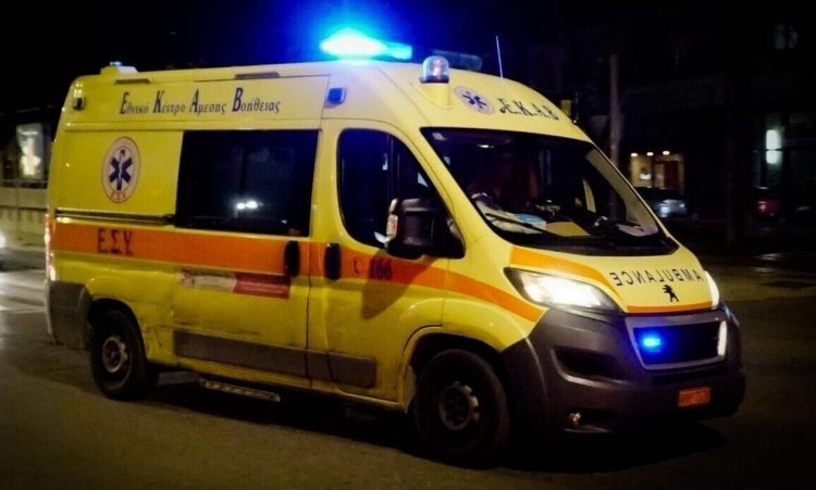 Σοβαρό τροχαίο με εγκατάλειψη τα μεσάνυχτα στον Βόλο – Εκτινάχτηκε σε απόσταση πολλών μέτρων ο οδηγός της μηχανής (ΕΙΚΟΝΕΣ)