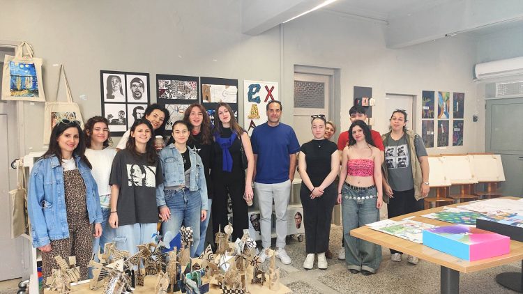 «Δημιουργικές Διαδρομές»: Ετήσια έκθεση μαθητών του Τομέα Εφαρμοσμένων Τεχνών του Π.ΕΠΑ.Λ. Τρικάλων