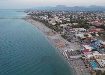 Οι ωραιότερες παραλίες στην Κορινθία μόλις μια ώρα από την Αθήνα