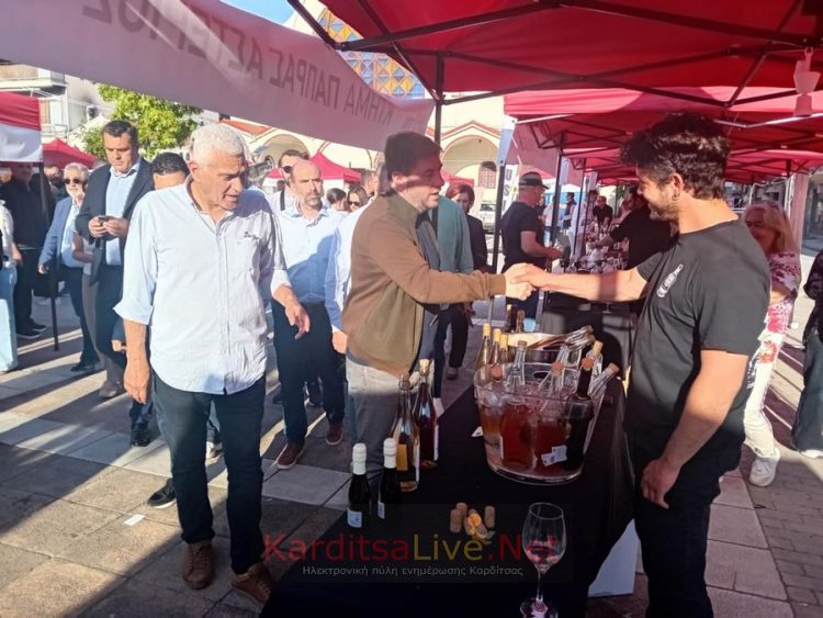 Νίκος Ανδρουλάκης: Εγεύθη θεσσαλικό οίνο και ευφράνθη!! (ΕΙΚΟΝΕΣ – ΒΙΝΤΕΟ)