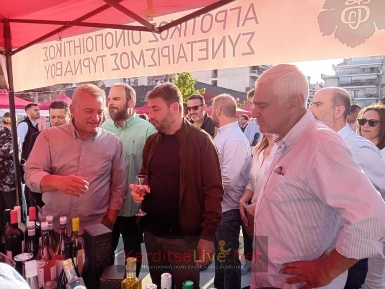 Νίκος Ανδρουλάκης: Εγεύθη θεσσαλικό οίνο και ευφράνθη!! (ΕΙΚΟΝΕΣ – ΒΙΝΤΕΟ)