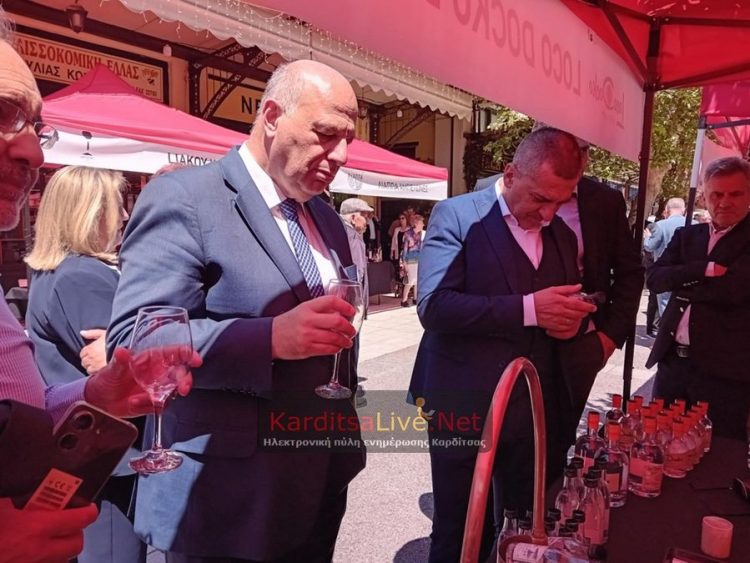 Κ. Τσιλιλής, σε Ημερίδα για τον Οίνο στην Καρδίτσα: Στοίχημα για το θεσσαλικό τσίπουρο εκτός από την “μάχη” της Ελλάδας να ξεκινήσει και την “μάχη” στο εξωτερικό (ΕΙΚΟΝΕΣ – ΒΙΝΤΕΟ)