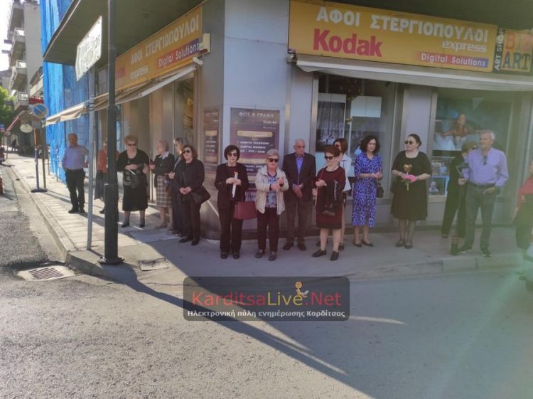 Την τίμια κάρα του πολιούχου της Αγίου Σεραφείμ, υποδέχτηκε η Καρδίτσα (ΕΙΚΟΝΕΣ – ΒΙΝΤΕΟ)
