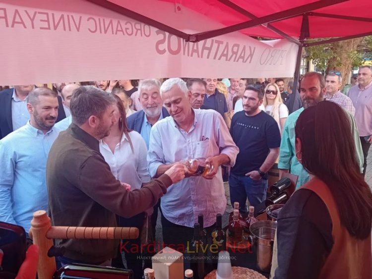Νίκος Ανδρουλάκης: Εγεύθη θεσσαλικό οίνο και ευφράνθη!! (ΕΙΚΟΝΕΣ – ΒΙΝΤΕΟ)