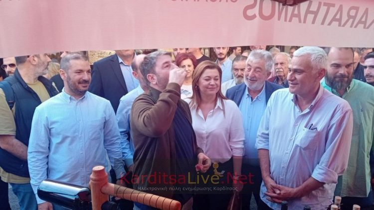 Νίκος Ανδρουλάκης: Εγεύθη θεσσαλικό οίνο και ευφράνθη!! (ΕΙΚΟΝΕΣ – ΒΙΝΤΕΟ)