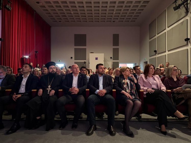 «Σπάμε τη Σιωπή» – Ο Δήμος Μετεώρων στην πρώτη γραμμή κατά της έμφυλης βίας