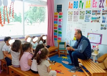 Το Νηπιαγωγείο Κεφαλοβρύσου μεριμνά για τα αδέσποτα – Παρουσίαση δράσης στον αντιδήμαρχο Τρικκαίων