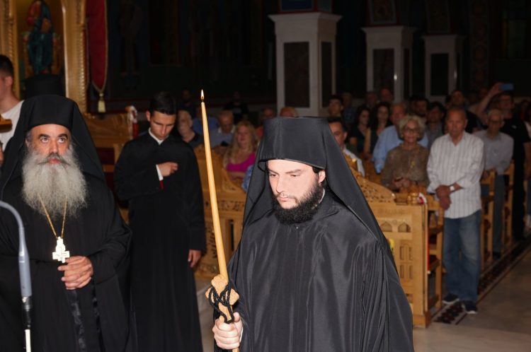 Βόλος: 26χρονος πτυχιούχος έγινε διάκονος στον Μητροπολιτικό ναό του Αγ. Νικολάου (ΕΙΚΟΝΕΣ)