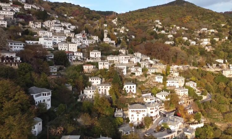 Ποιο χωριό του Πηλίου ήταν το πιο όμορφο σύμφωνα με τους Άγγλους περιηγητές το 1850;
