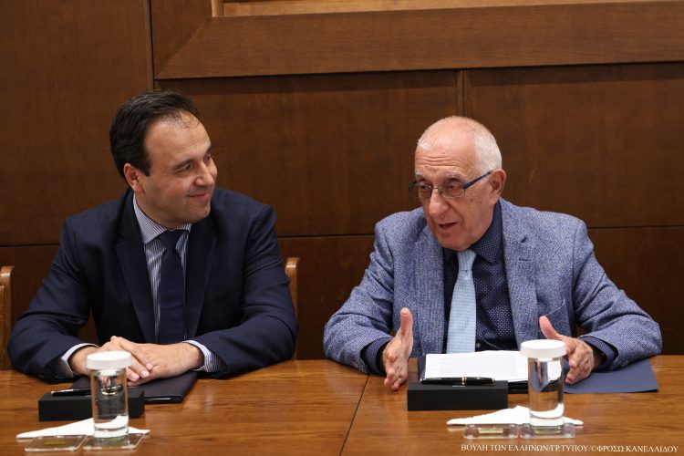 Με ΤΝ επιταχύνεται ο ψηφιακός μετασχηματισμός της Βουλής των Ελλήνων