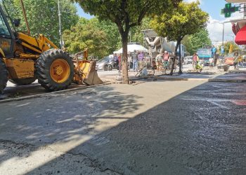 Νέα πεζοδρόμια στην οδό Β. Τσιτσάνη για το Open Mall