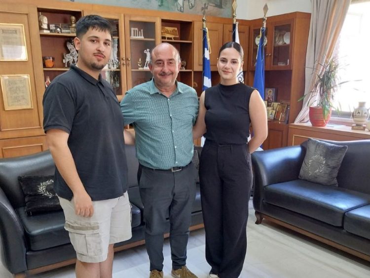 Mε εκπροσώπους νέων από το Ρίζωμα συναντήθηκε ο Δήμαρχος Τρικκαίων