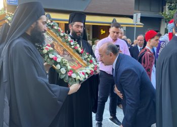 Παρών στις θρησκευτικές εκδηλώσεις ο δήμαρχος Τρικκαίων Νίκος Σακκάς