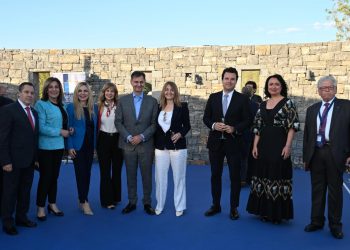 «Ισχυρή παρουσία και στήριξη του Γιώργου Βλαχογιάννη στην υποψηφιότητα του Χάρη Θεοχάρη για τον Παγκόσμιο Οργανισμό Τουρισμού»