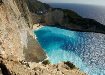 Η Ζάκυνθος το πιο πολυσύχναστο hotspot διακοπών της Ευρώπης