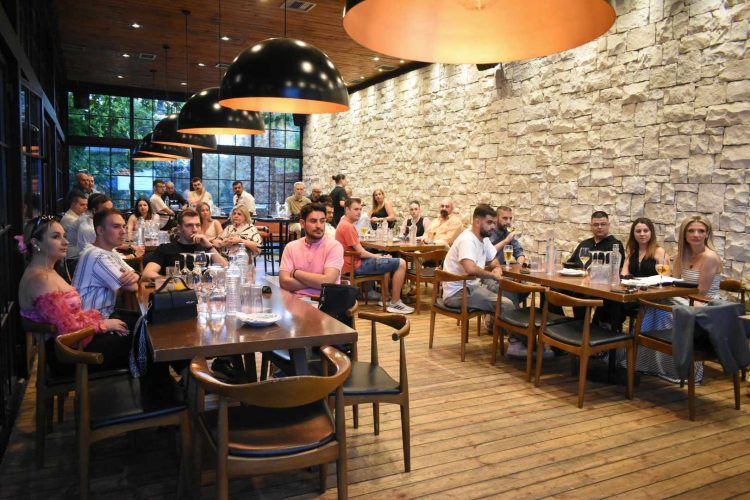 Τα δεδομένα και οι σύγχρονες προκλήσεις για τους νέους Οικονομολόγους (ΕΙΚΟΝΕΣ)