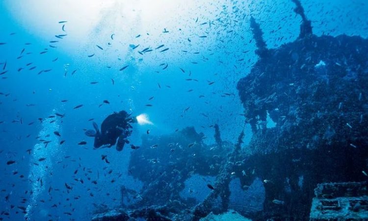 Κατάδυση στα ναυάγια της Κέας
