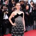 Η Νatalie Portman 44 χρόνια τώρα ξεχωρίζει με τα κλασικά with a twist looks της