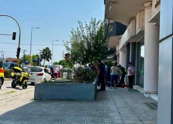 Λάρισα: Στο νοσοκομείο πεζή που παρασύρθηκε από αυτοκίνητο στην περιοχή της Γιάννουλης (ΕΙΚΟΝΑ)