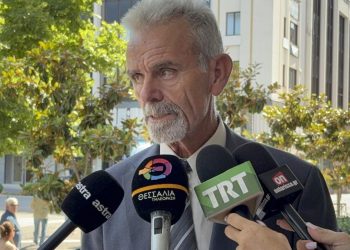 Σύλληψη καρδιοχειρουργού για φακελάκι στη Λάρισα: Τι είπε για άλλο διευθυντή κλινικής, αλλά και για έναν νοσηλευτή ο συνήγορος της καταγγέλλουσας (ΒΙΝΤΕΟ)