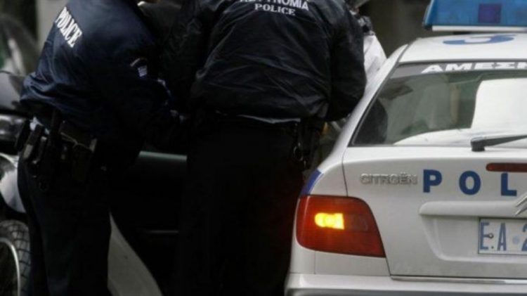 Αστυνομική επιχείρηση και συλλήψεις στον Αμπελώνα για παραβάσεις του νόμου περί αρχαιοτήτων
