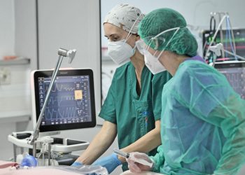 Εγκεφαλικό ανεύρυσμα υπέστη η 18χρονη – Νοσηλεύεται σε εξαιρετικά κρίσιμη κατάσταση στο Πανεπιστημιακό Νοσοκομείο
