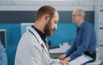 Νεφρική ανεπάρκεια: Γιατρός αποκαλύπτει τα 5 ανεπαίσθητα σημάδια που δείχνουν πρόβλημα στους νεφρούς – Η σημασία της έγκαιρης διάγνωσης