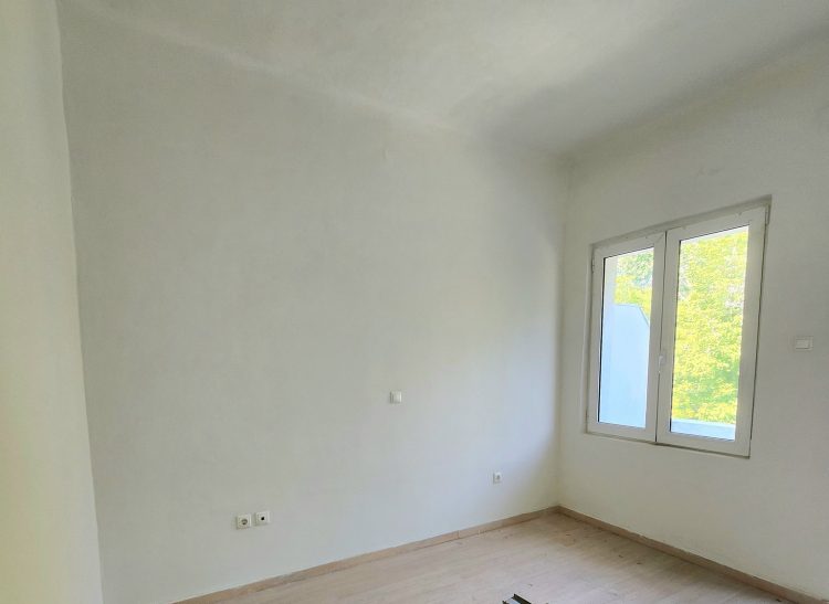 ΕΝΟΙΚΙΑΖΕΤΑΙ Επαγγελματική Στέγη 80τ.μ. στο κέντρο των Τρικάλων