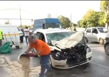 Τροχαίο στην Ποσειδώνος: Μητέρα ενός παιδιού η δημοτική υπάλληλος που έχασε τη ζωή της