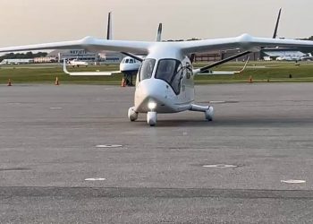 Νέα εποχή για τις αερομεταφορές: Πραγματοποιήθηκε η πρώτη πτήση ηλεκτρικού επιβατηγού αεροσκάφους