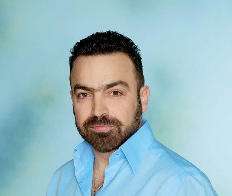 Γελάστε… ποντιακά με τον Αλέξη Παρχαρίδη (ΒΙΝΤΕΟ)