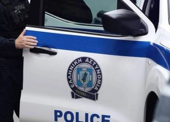 Εντοπίστηκαν οι γονείς που άφησαν το 11 μηνών βρέφος να κλαίει στο μπαλκόνι τους στη Θεσσαλονίκη