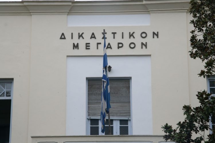 Στα δικαστήρια για ενδοοικογενειακό επεισόδιο – Γιατί καταδικάστηκε τελικά ο δράστης