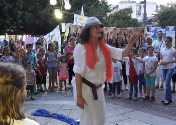 Οι μαθητές ζωγραφίζουν για τα παιδιά του Πολέμου και της Προσφυγιάς