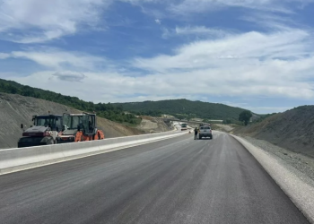Αντίστροφη μέτρηση για την τελική παράδοση του Ε65