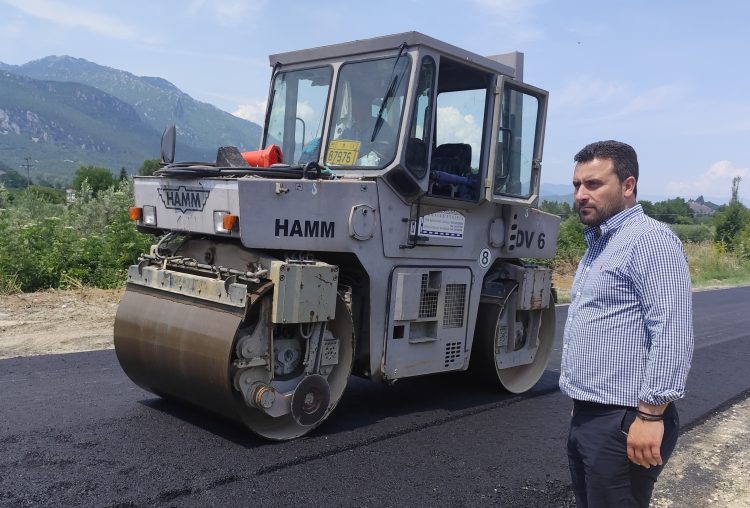 Δήμος Μετεώρων: Ασφαλτοστρώσεις σε Καλαμπάκα και Θεόπετρα με στόχο την ενίσχυση της ασφάλειας