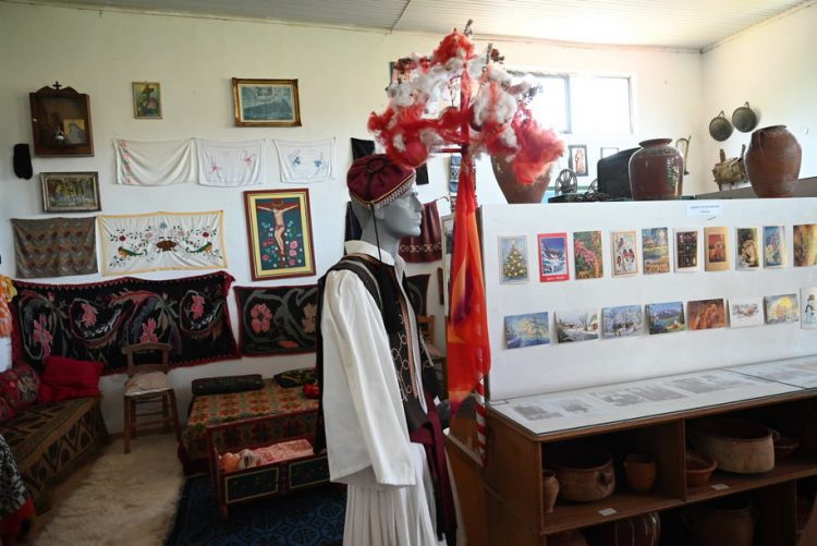 Ενθύμια παλαιάς εποχής στο Λαογραφικό Μουσείο Αχλαδέας