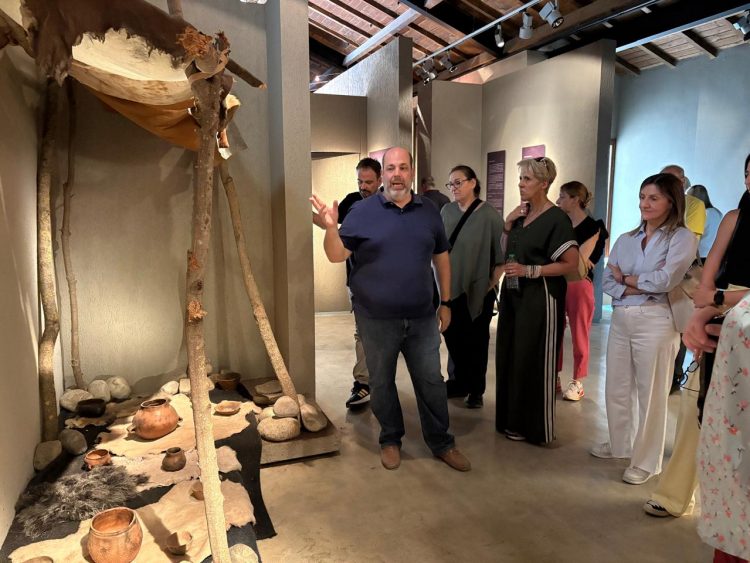 Η Περιφέρεια Θεσσαλίας ξενάγησε Ευρωπαίους και Έλληνες σε χρηματοδοτούμενες από το ΕΣΠΑ δομές του Ν. Τρικάλων