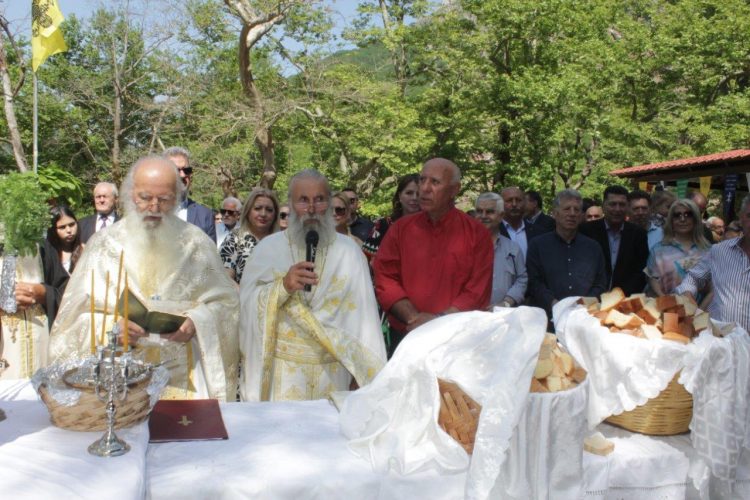 Γιόρτασε την Αγία Τριάδα το Βαθύρεμα