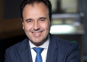 Ο Υπουργός Ψηφιακής Διακυβέρνησης Δημήτρης Παπαστεργίου μιλάει για το MyStreet, το Kids Wallet, τον Προσωπικό Αριθμό και τις αλλαγές που φέρνουν στην καθημερινότητα των πολιτών τα τεχνολογικά εργαλεία