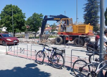 Νέα εμπλοκή στα έργα της κεντρικής πλατείας – Επενέβη η Αστυνομία