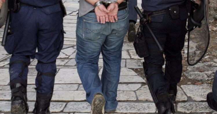 Βολιώτης καλλιεργούσε 88 δενδρύλλια κάνναβης, ύψους έως 3 μέτρα (ΕΙΚΟΝΕΣ)