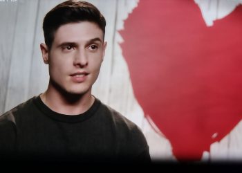 Από τα Τρίκαλα με… ρεύμα! Ο Θανάσης προκάλεσε βραχυκύκλωμα στο «First Dates»