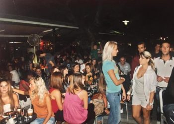 Αυτός είναι ο πρωτοπόρος των all day café bar και των αξέχαστων καλοκαιρινών clubs (ΕΙΚΟΝΕΣ)