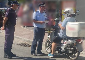 Ενημερωτική δράση με επίκεντρο την χρήση προστατευτικού κράνους (ΕΙΚΟΝΕΣ)