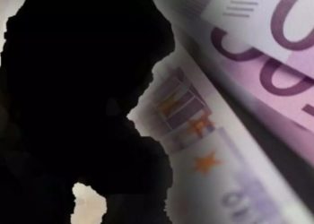 Ξέφυγαν οι απατεώνες – Έφτιαξαν σενάριο… Χόλιγουντ για να πάρουν από γυναίκα 8.000 ευρώ και χρυσαφικά!
