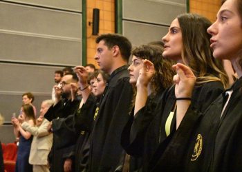 Με ευρωπαϊκή «σφραγίδα» τα πτυχία Κτηνιατρικής του Πανεπιστημίου Θεσσαλίας – Συγκίνηση στην τελετή ορκωμοσίας στη Λάρισα (ΕΙΚΟΝΕΣ)